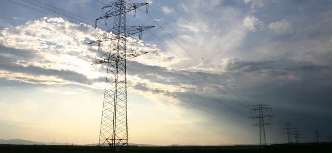 Elettricità, bolletta più conveniente per le famiglie numerose con la riforma