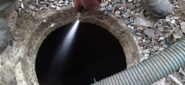 Spurgo pozzi neri e fosse biologiche: ogni quanto va fatto